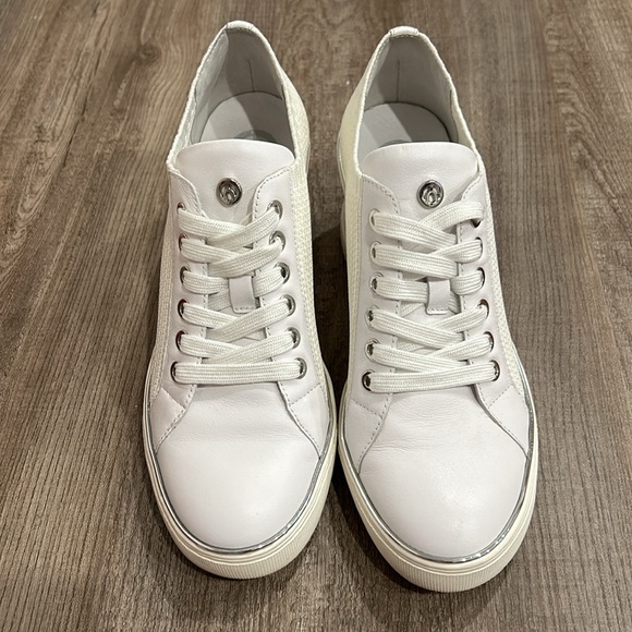 Wishbone Collection Noelle wedge - Picture 9 of 10